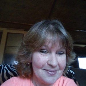 Meet your Posher, Stacy